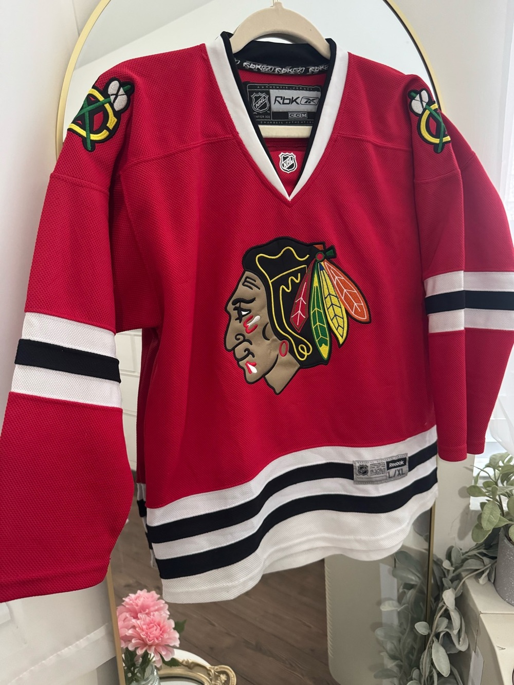 Reebok Chicago Blackhawks NHL Hockey Sweater